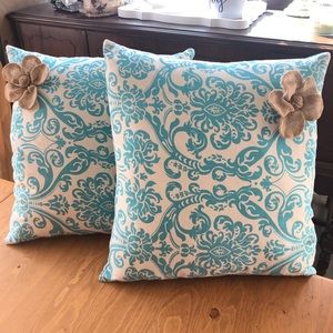 2 Accent Pillows Aqua Cream Flower Embellished